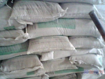 廠供防腐蝕抗油滲防靜電不發火地面硬化劑 耐磨度提升3倍，引領工業地坪新標準